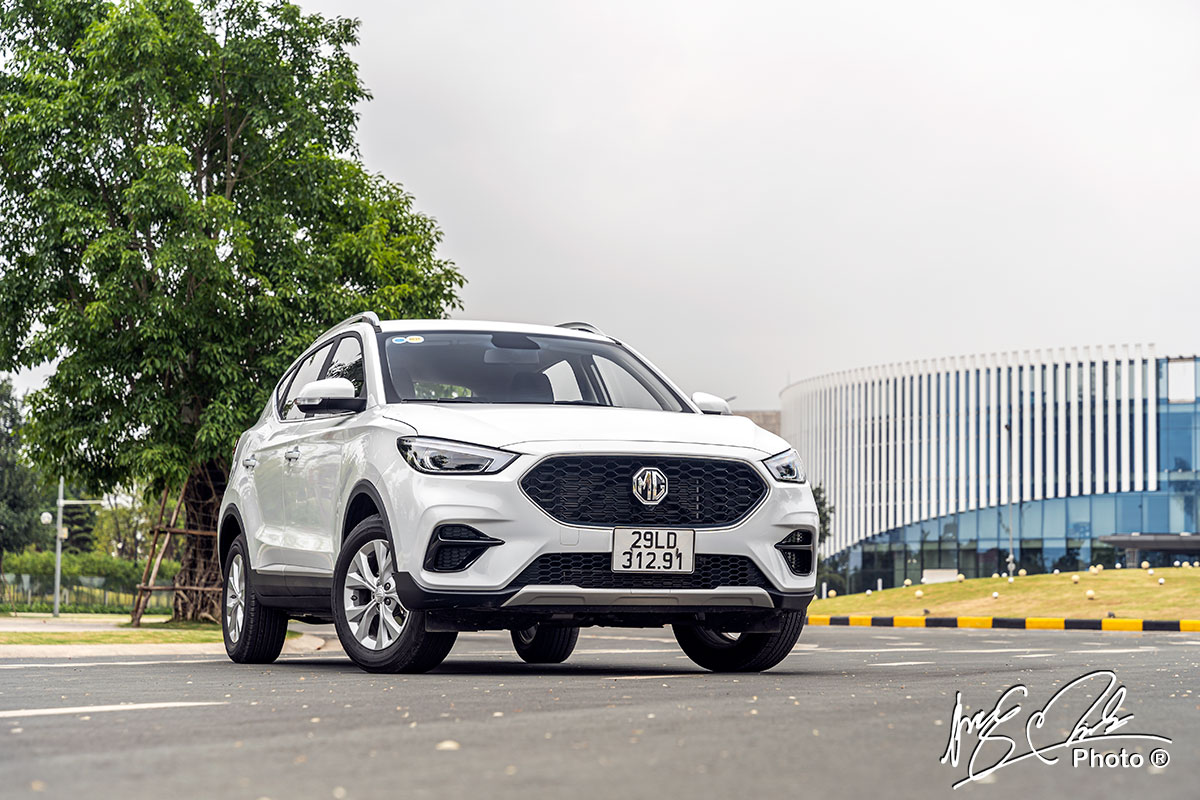 Thuê xe tự lái MG ZS STD tại Buôn Ma Thuột