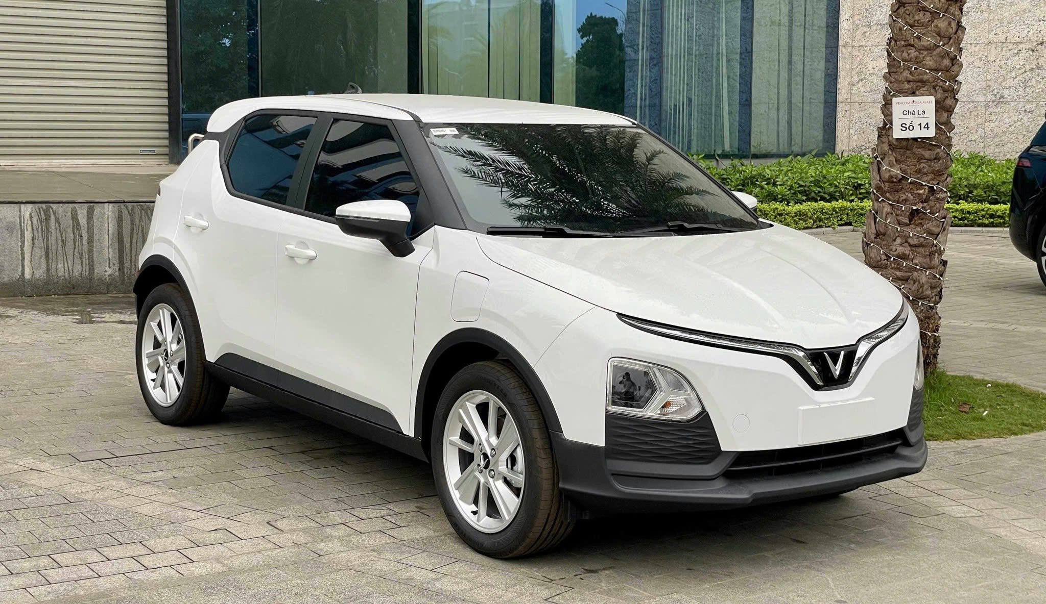 Thuê xe tự lái vinfast vf5 tại Buôn Ma Thuột