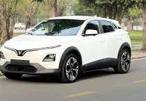 Thuê xe tự lái vinfast VF6 plus tại Buôn Ma Thuột