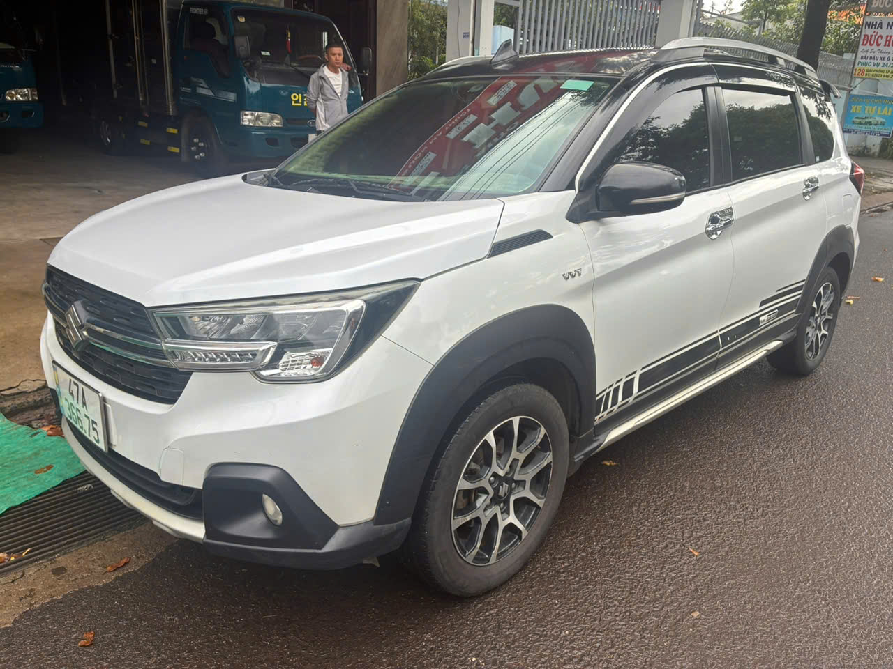 Thuê xe tự lái GLX7 tại Buôn Ma Thuột